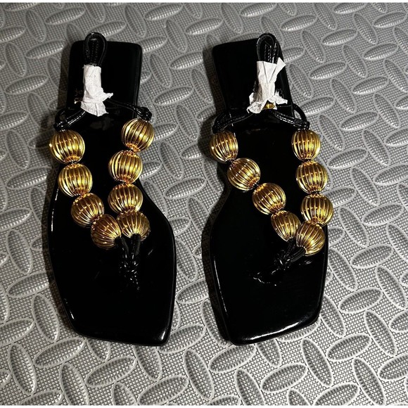 Jeffrey Campbell Yucatan gold Bead Thong Square Toe Black flat Sandals Sz 5 NEW - Picture 2 of 10